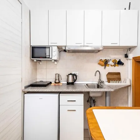 Guesthost - O&v Centro Apartment *
